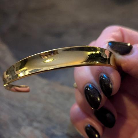 BANGLE WIDE FLARED A0578