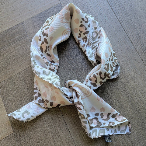 SJAALTJE ECRU H0276