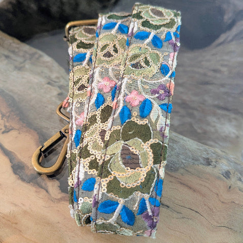 EMBROIDERY  STRAP 1 H0280